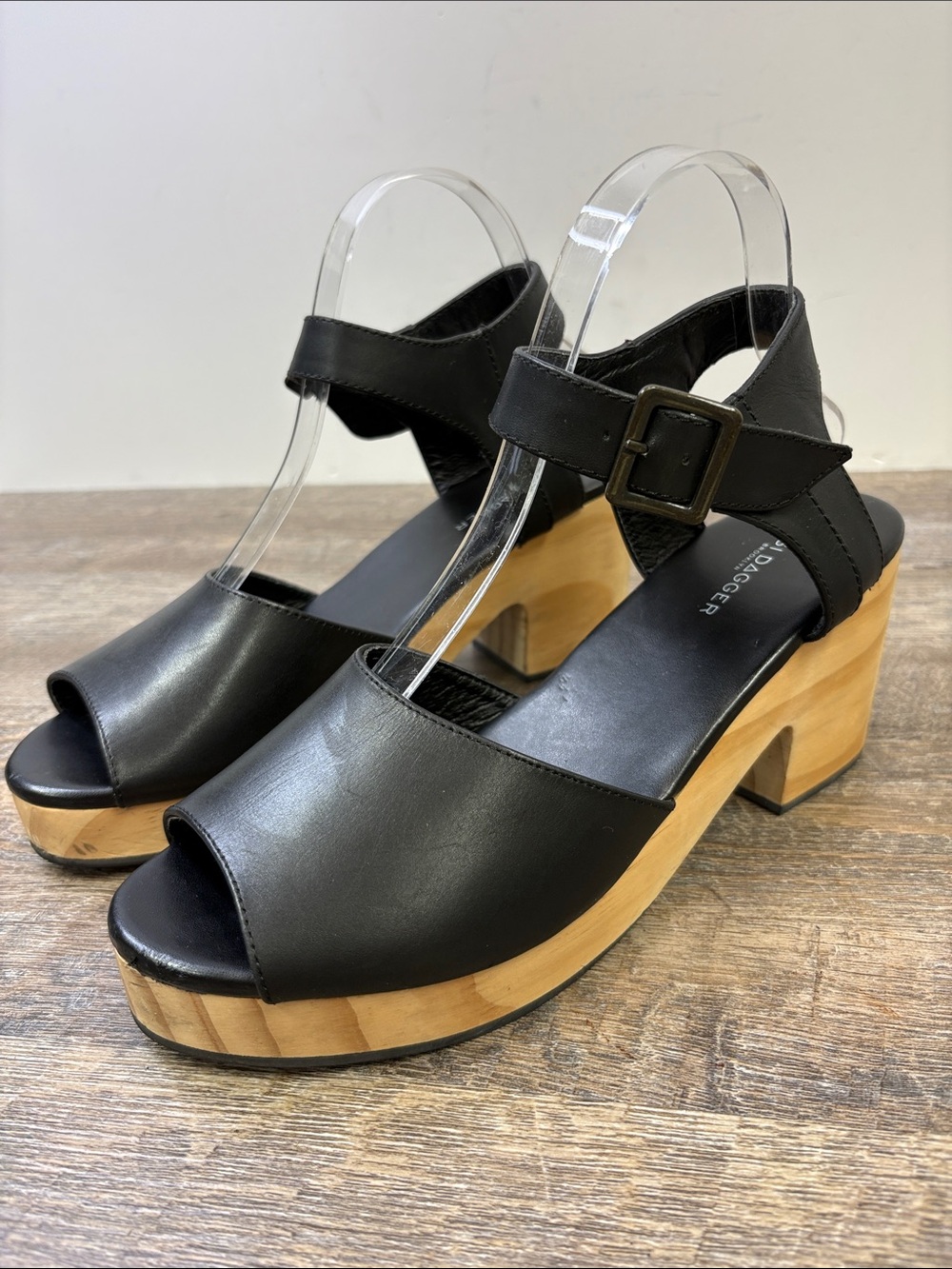 Kelsi Dagger Brooklyn Black Leather Wooden Platform Sandals Women’s Size 9